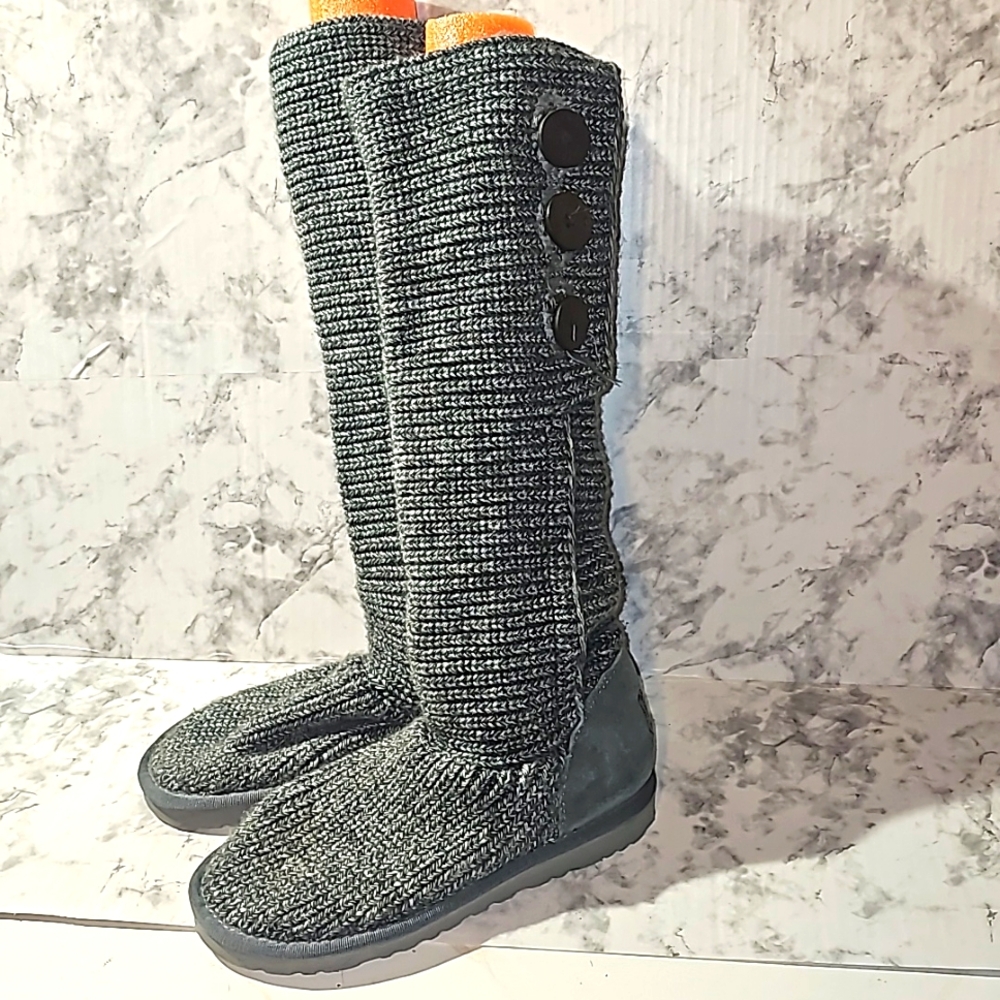 Quilted boots